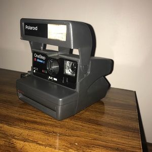 Polaroid 600 make an offer!!